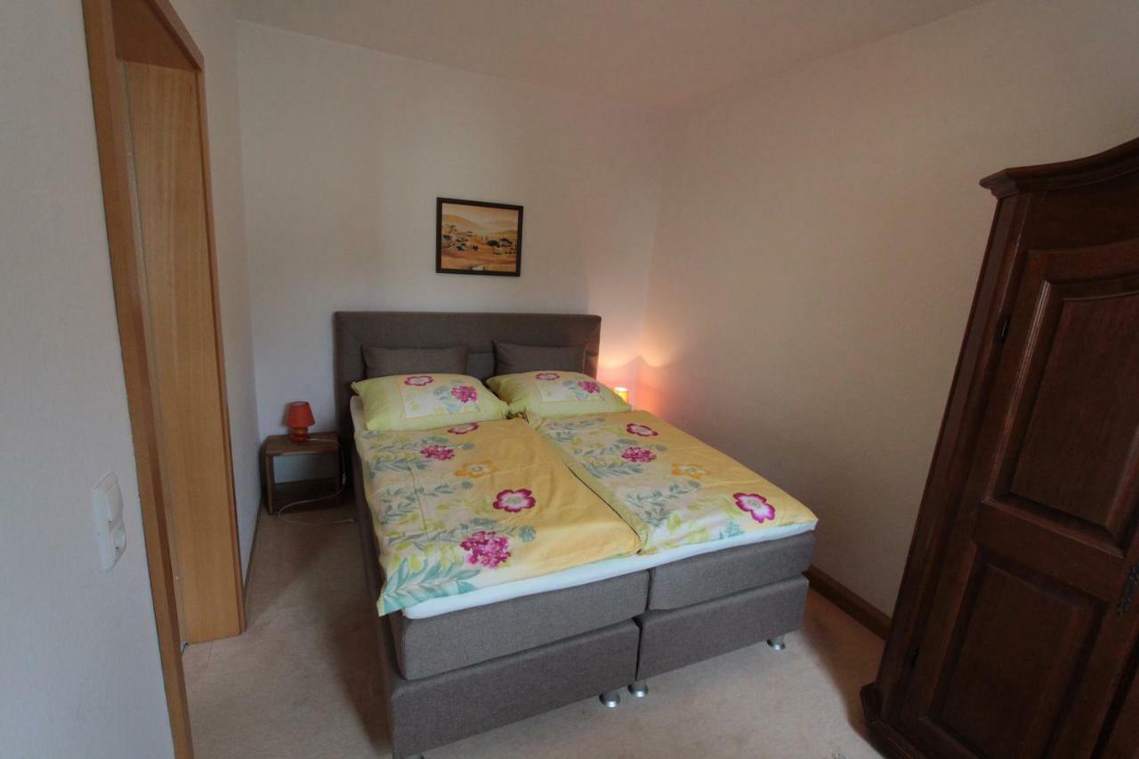 Ferienwohnung Frenkel フライタール エクステリア 写真