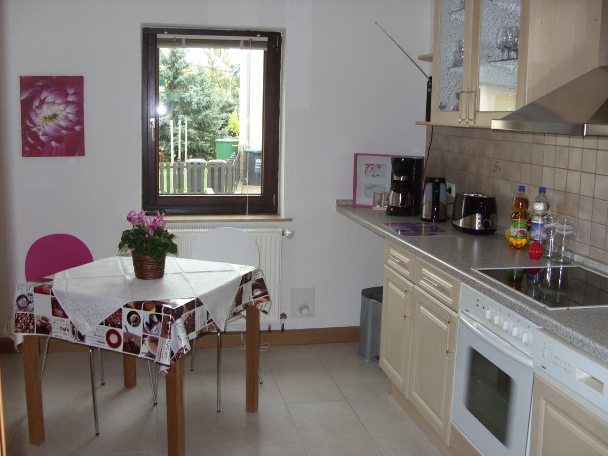 Ferienwohnung Frenkel フライタール エクステリア 写真